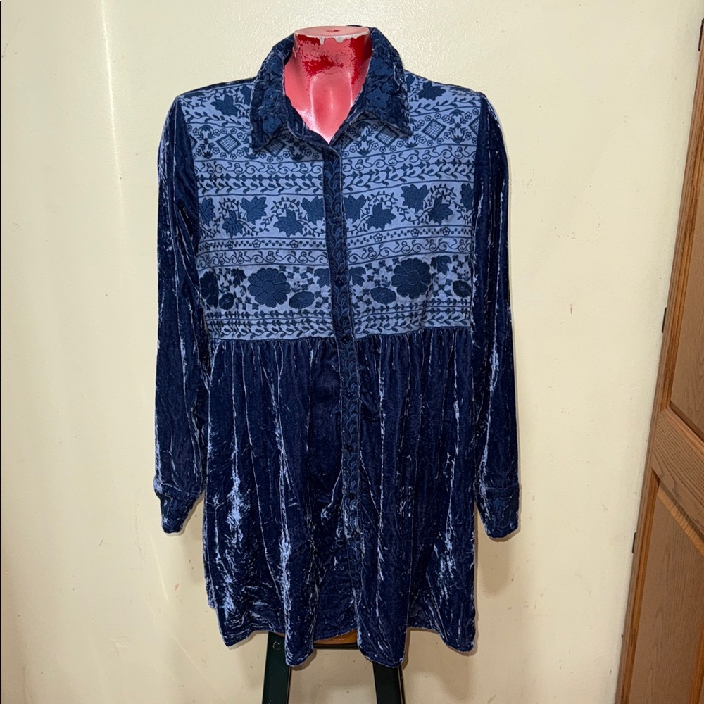Soft Surroundings velvet top shirt blouse